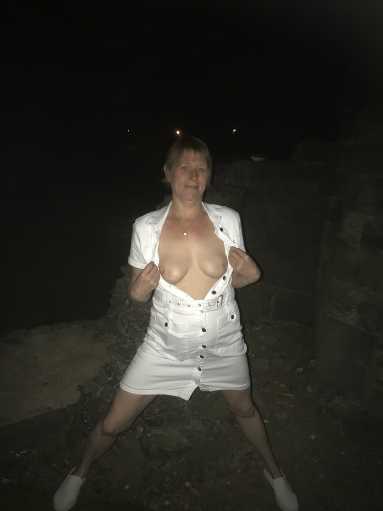 Nuevo dogging en dudley 20 de julio
 #89399772