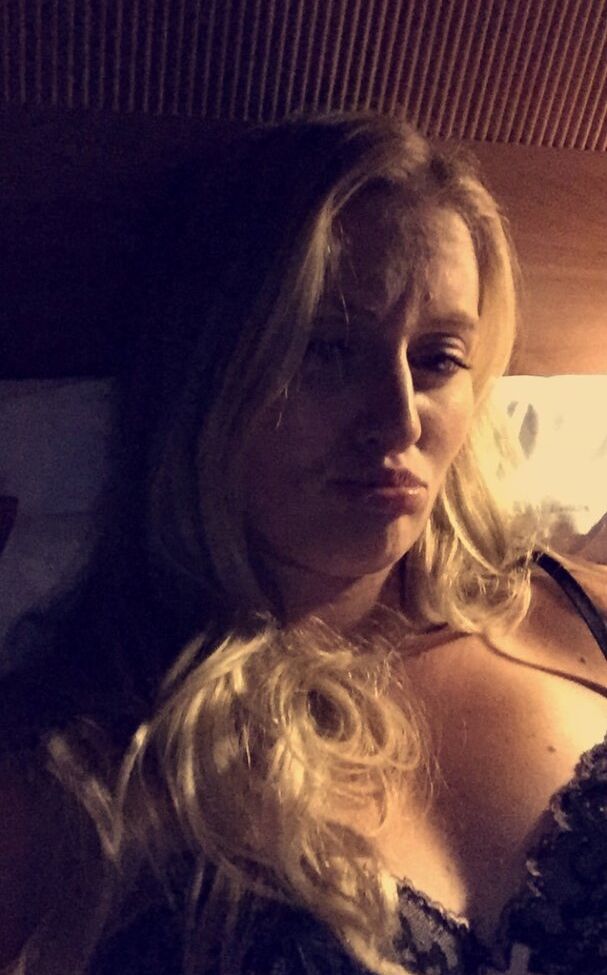 Kristina Mladenovic desnuda #108224624