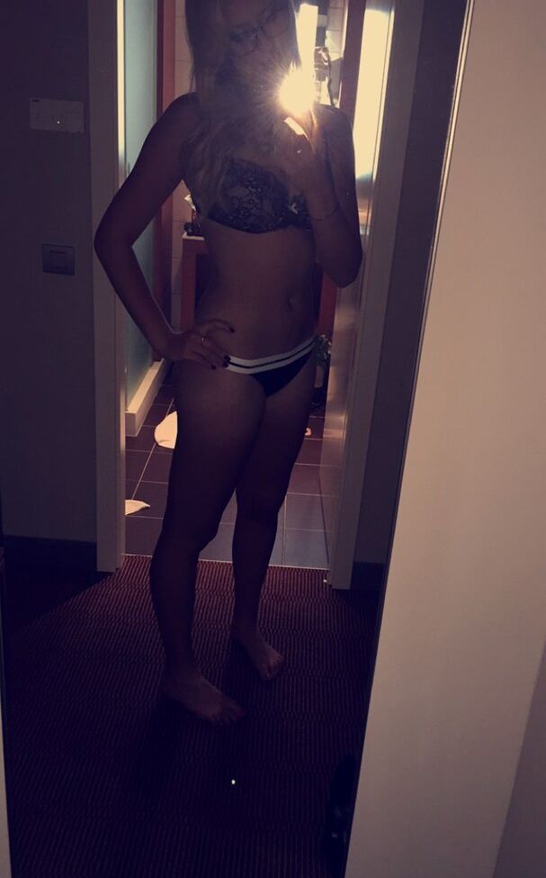 Kristina Mladenovic desnuda #108224629