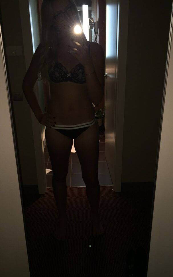 Kristina Mladenovic desnuda #108224634