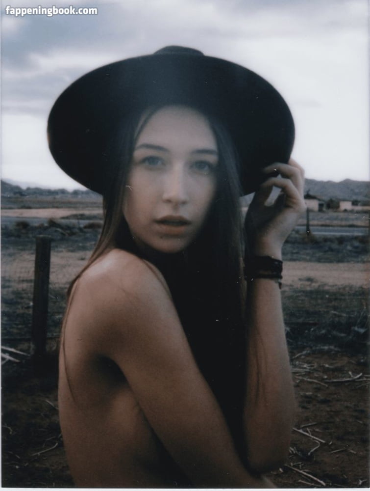 Elsie Hewitt #80787599