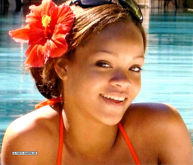 cute Rihanna #79873639