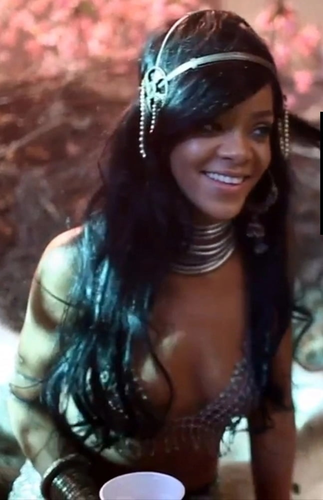 cute Rihanna #79873785