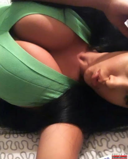 BORN WITH CURVES #81207085