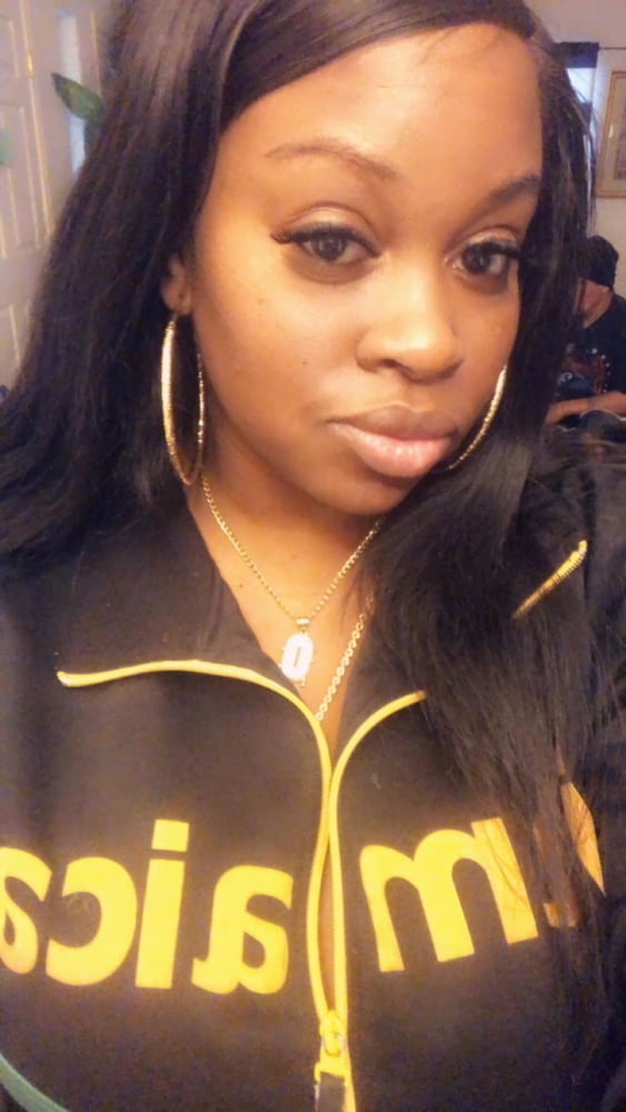 BORN WITH CURVES #81207162