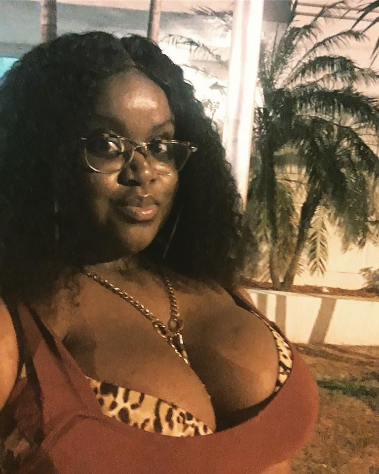 BORN WITH CURVES #81207350