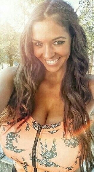 BORN WITH CURVES #81207440