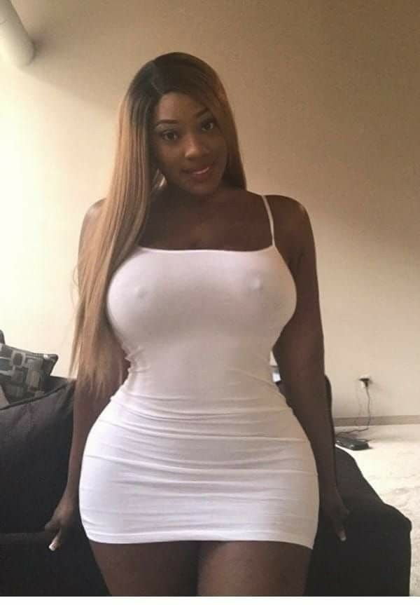 BORN WITH CURVES #81207470