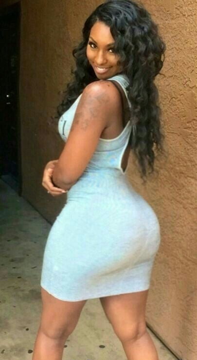 BORN WITH CURVES #81207515