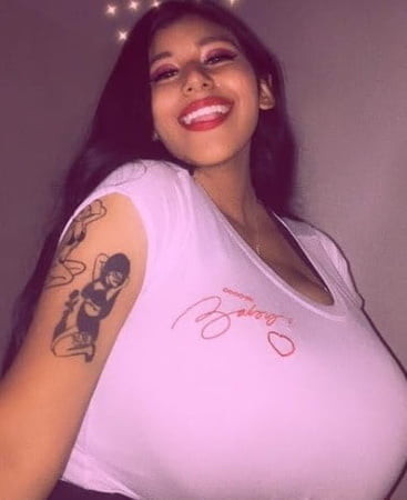 BORN WITH CURVES #81207581