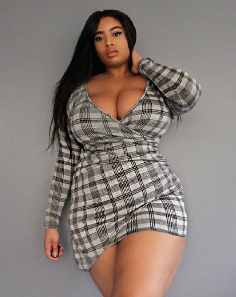 BORN WITH CURVES #81207684