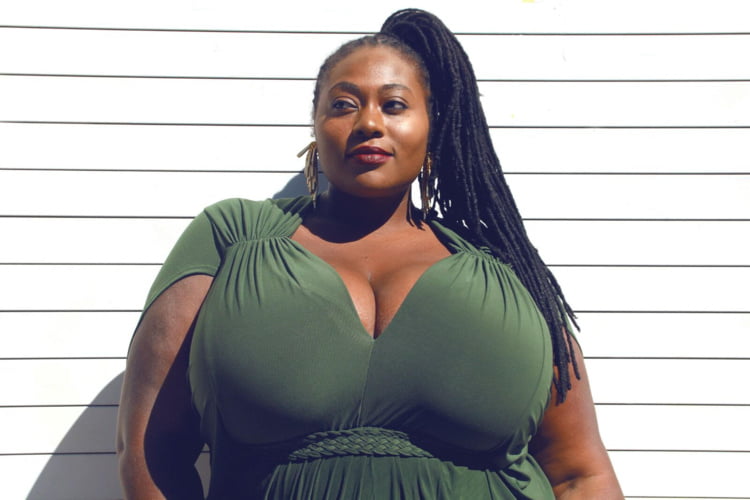 BORN WITH CURVES #81207905