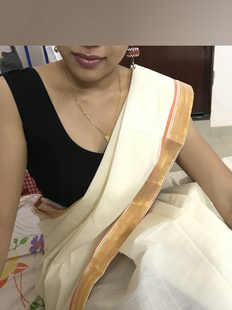 Belle femme meghna bhabi
 #88454022