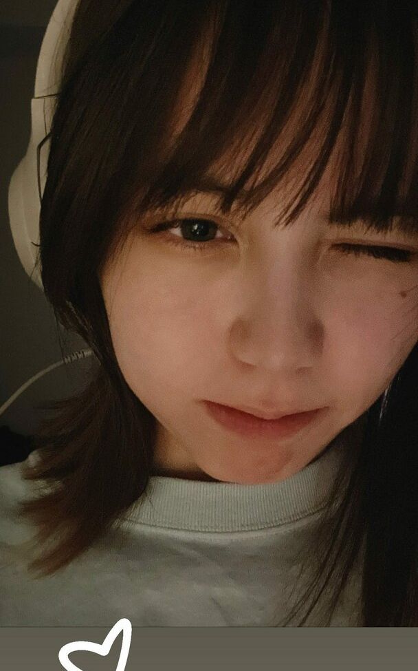 ASMR BlueKatie desnuda #109853619