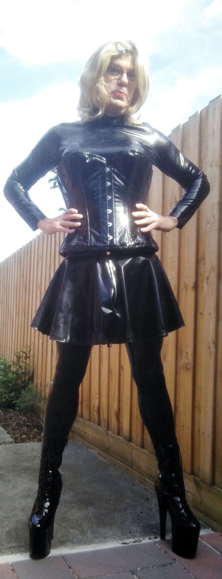 Warm day for latex #107273685