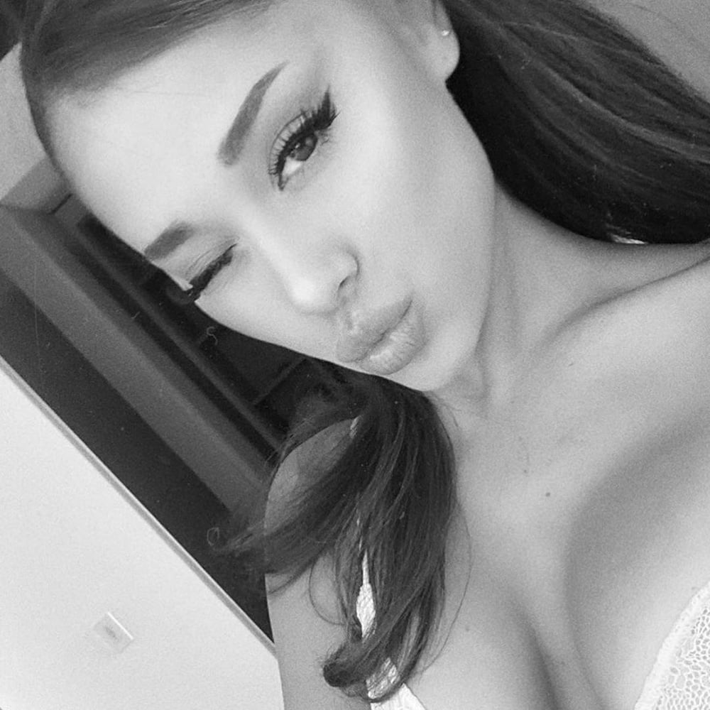 Arianna grande
 #81131292