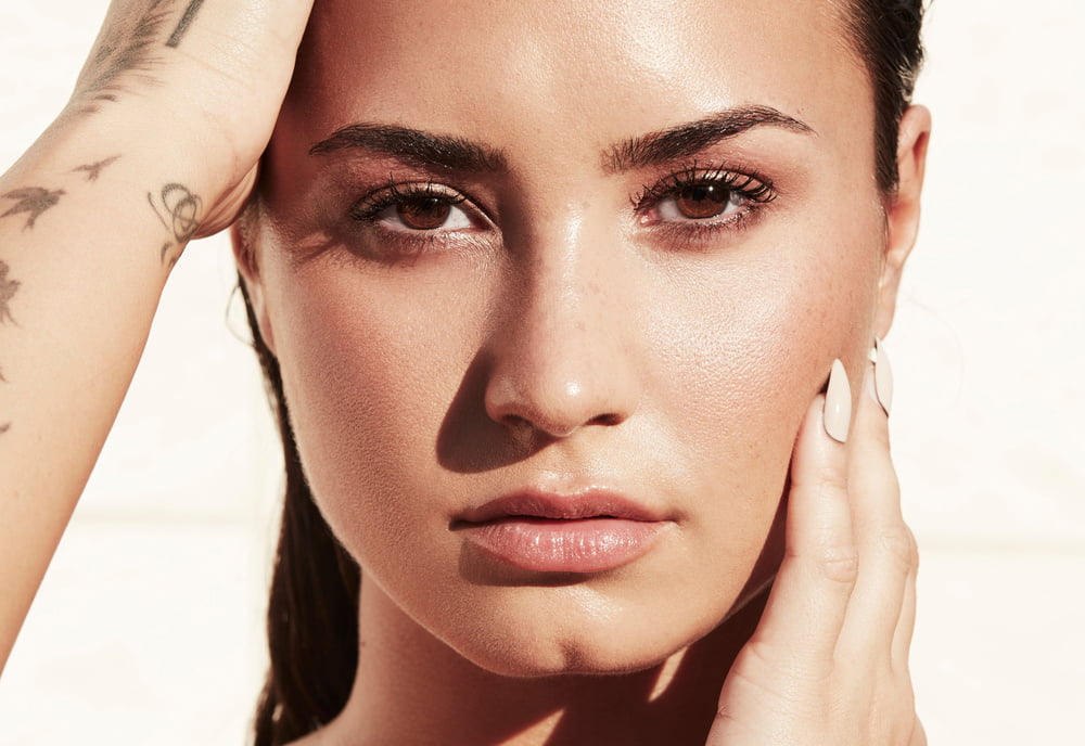 Demi lovato
 #100804860