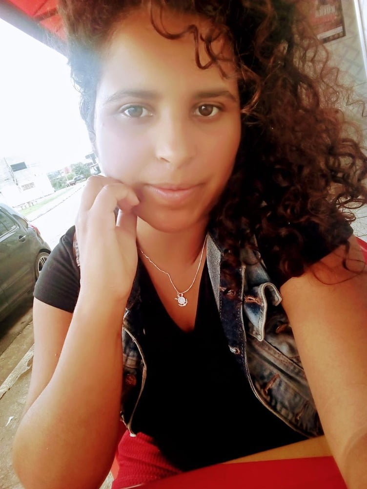 Kaique mando as fotos da sua namoradinha gostosa
 #91425724