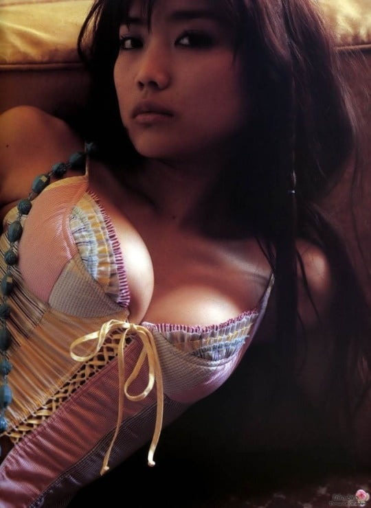 Chica asiática carga 7
 #82317961