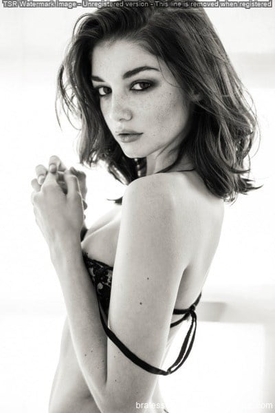 Sfw babes! caliente
 #94039975