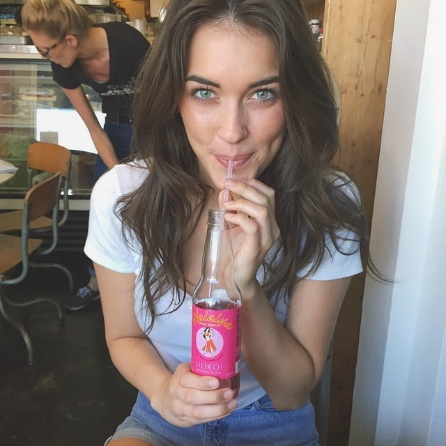 Sfw babes! caliente
 #94040261