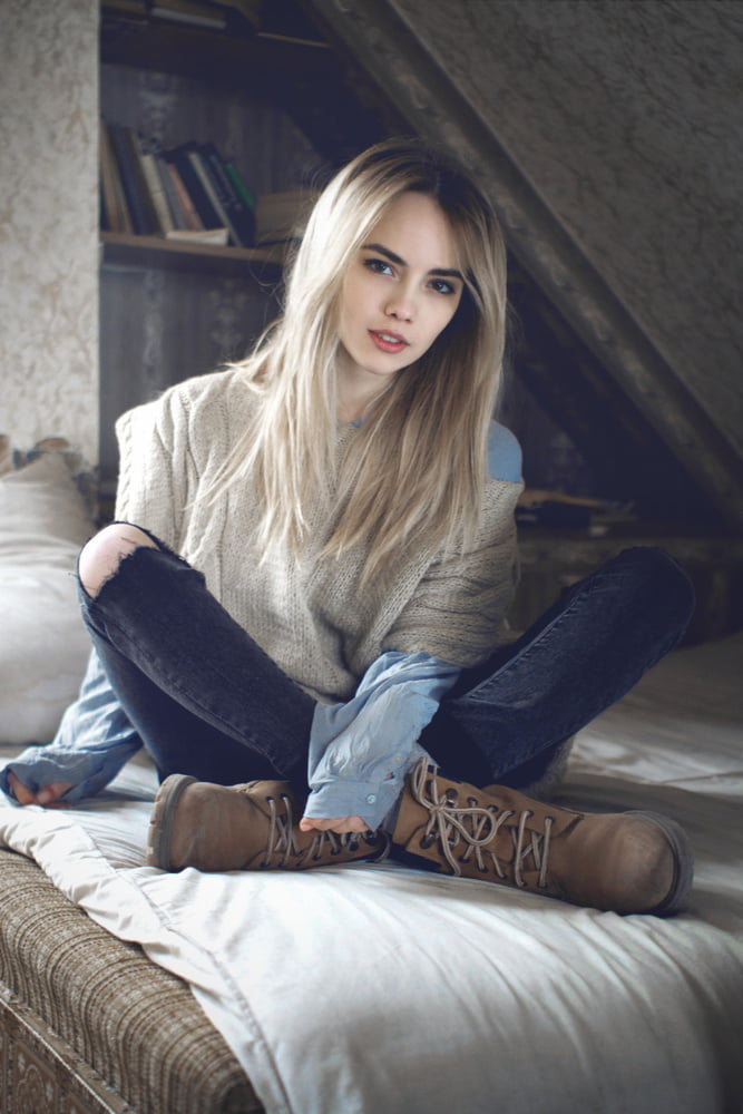 Sfw babes! caliente
 #94040457