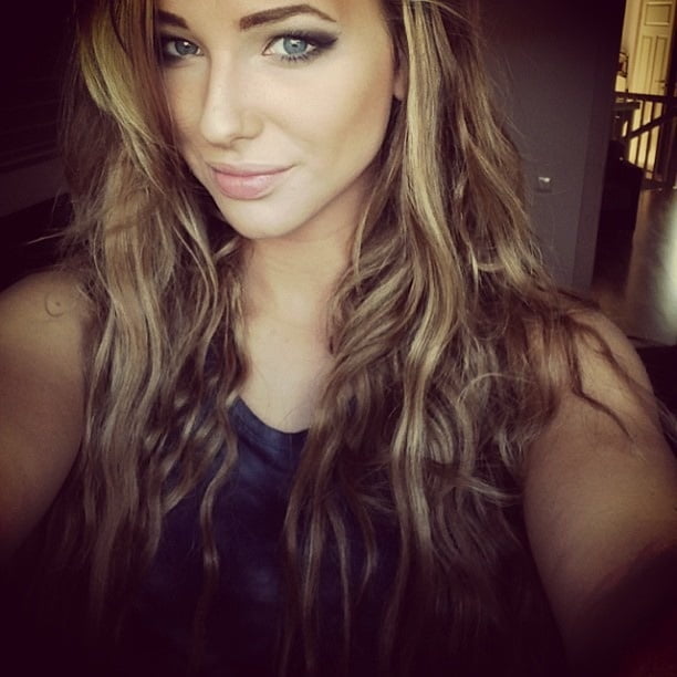 Sfw babes! caliente
 #94040678