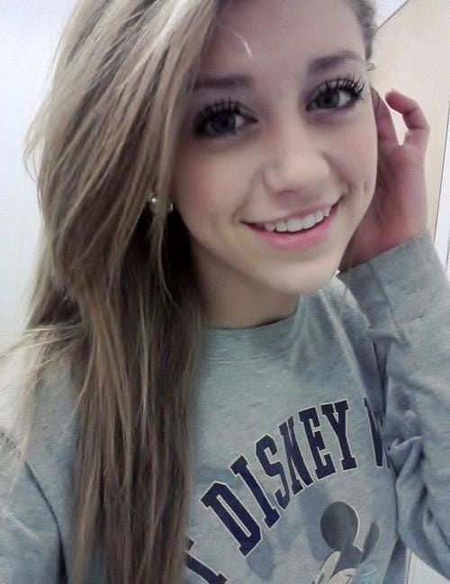 Sfw babes! caliente
 #94040941