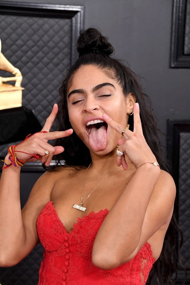 Celebs and and their dirty Tongues #105468026