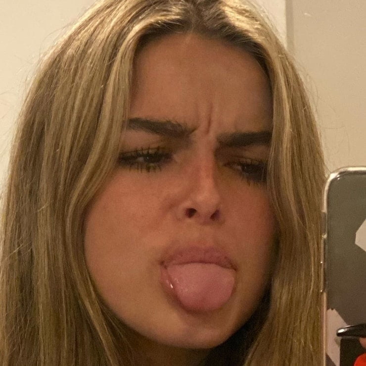 Celebs and and their dirty Tongues #105468213
