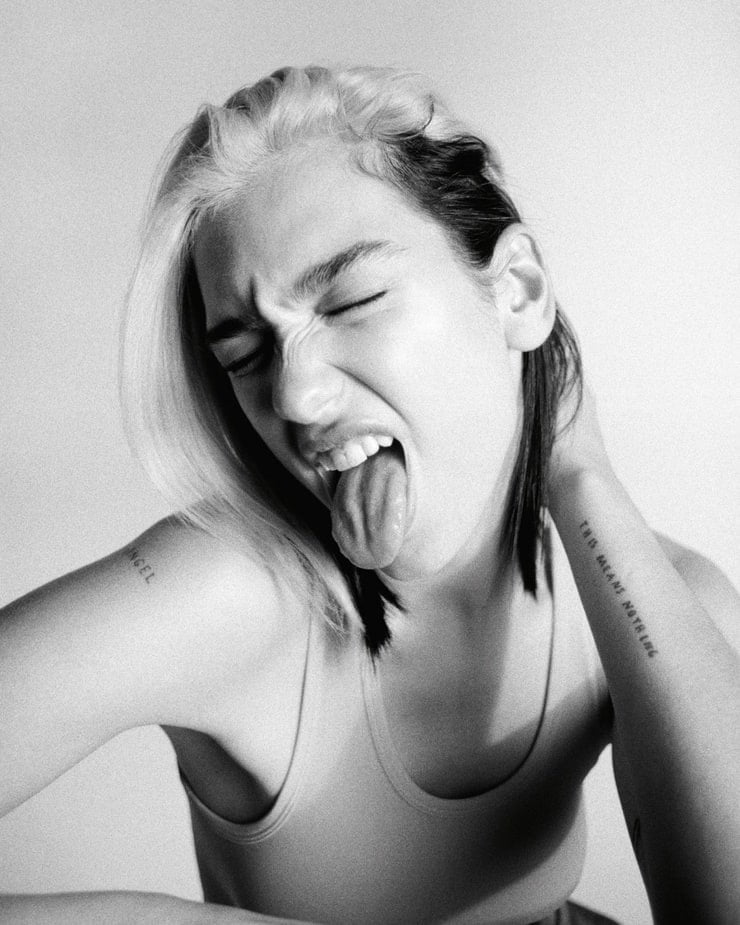 Celebs and and their dirty Tongues #105468335