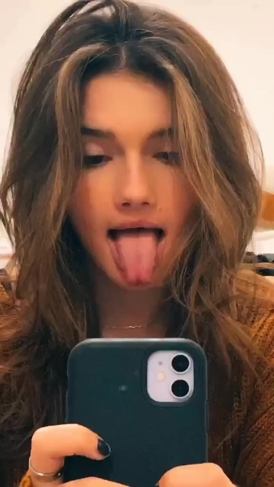 Celebs and and their dirty Tongues #105468352