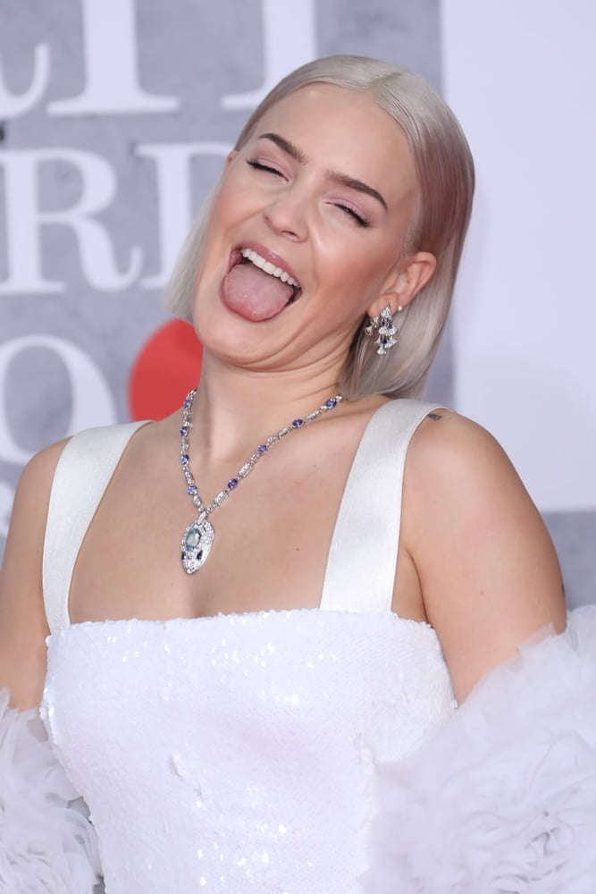 Celebs and and their dirty Tongues #105470499