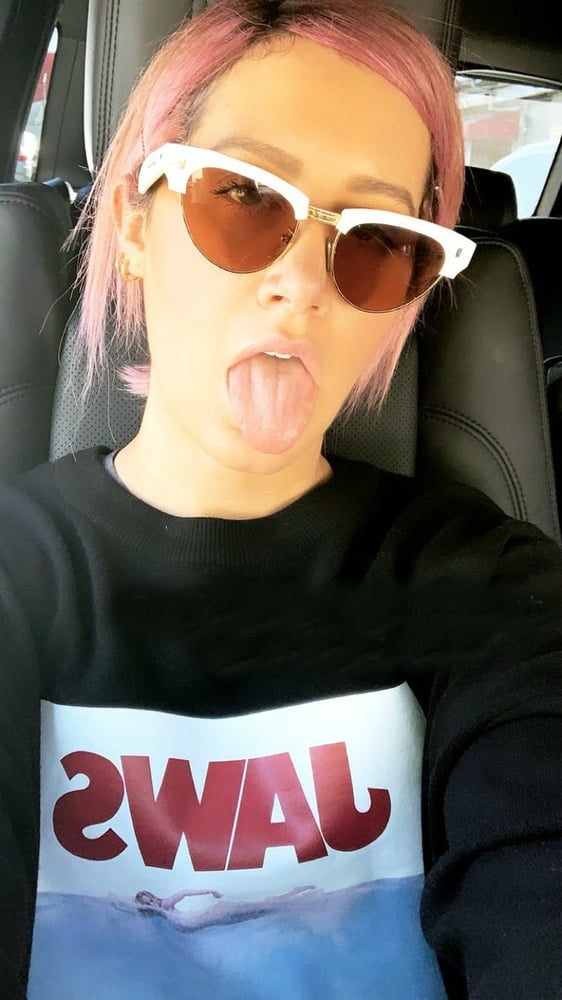 Celebs and and their dirty Tongues #105470633
