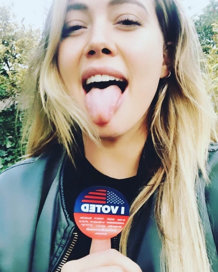 Celebs and and their dirty Tongues #105470762