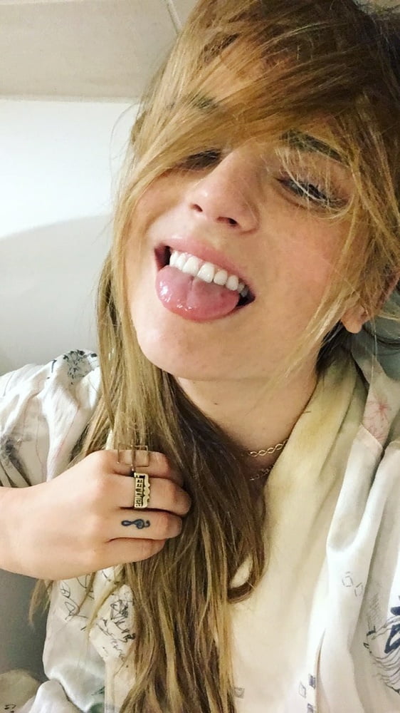 Celebs and and their dirty Tongues #105471126