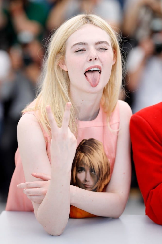 Celebs and and their dirty Tongues #105471160