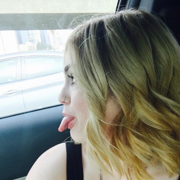 Celebs and and their dirty Tongues #105471184
