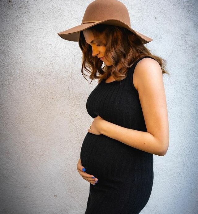 Eliza Taylor desnuda #109138705