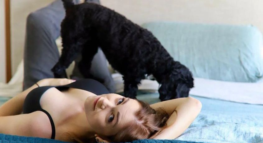 Eliza Taylor desnuda #109138738