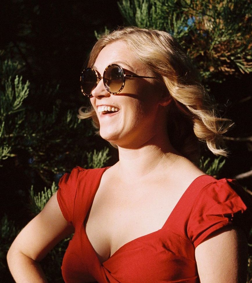 Eliza Taylor desnuda #109138746