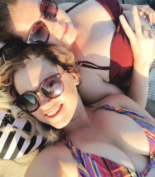 Eliza Taylor desnuda #109138753