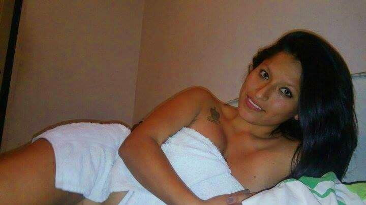 Morenita putipobre putita
 #80923974