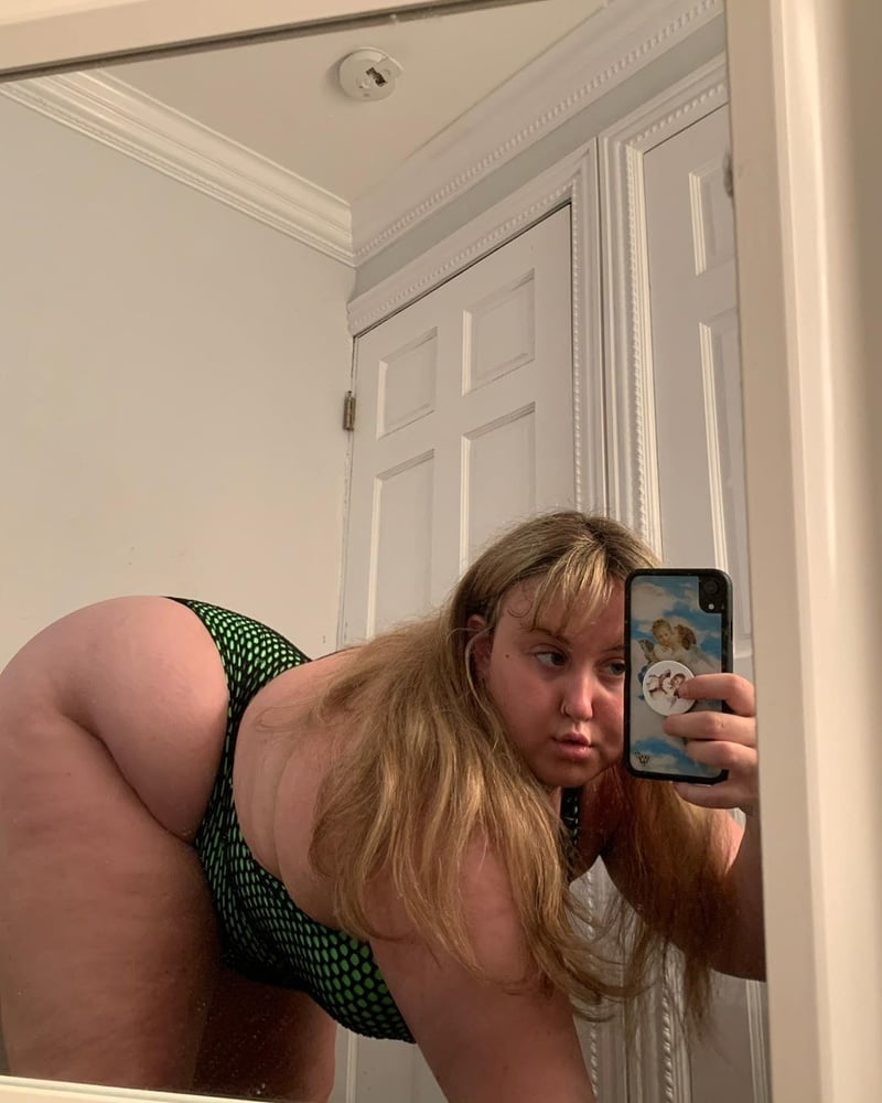 Curvy bbw pawg thot big tits big ass sexy women curvy hot
 #81668597