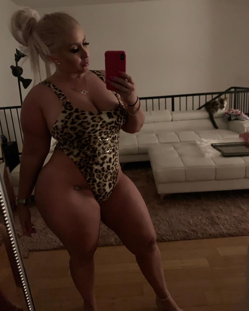 Curvy bbw pawg thot big tits big ass sexy women curvy hot
 #81668735