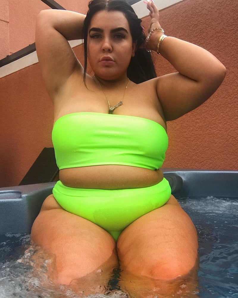 Curvy bbw pawg thot big tits big ass sexy women curvy hot
 #81668911