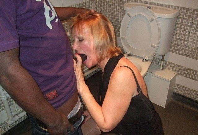 Baño swingers #9
 #88387298