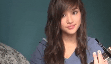 唇を噛む
 #91121399