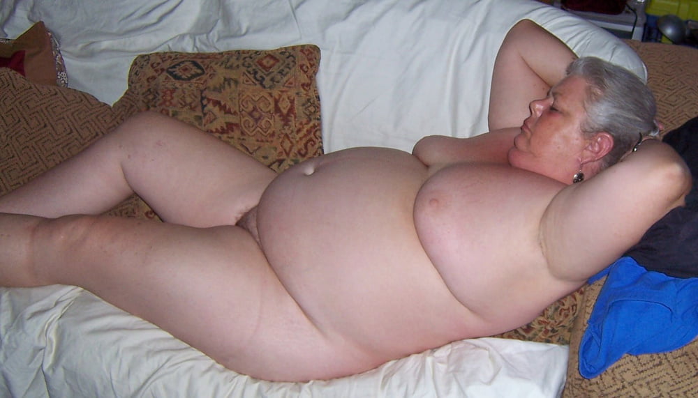 9. Arizona BBW poses for hubby #79767880