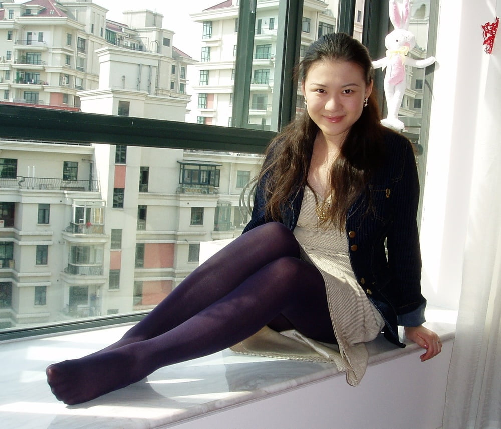 Asian Wives &amp; GFs in Pantyhose Part 2 of 2 #94001929